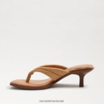 נשים הַנעָלָה Sam Edelman סנדל חוטיני דפני עור חול טבעי 4XL22X707 - Image 4