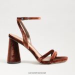 נשים הַנעָלָה Sam Edelman סנדל עקב קיה בלוק קטיפה חמה נחושת 4XL22X101 - Image 2