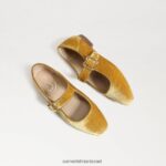 ילדים הַנעָלָה Sam Edelman מיכאלה מרי ג'יין קטיפה זעפרן 4XL22X913 - Image 7