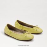 ילדים הַנעָלָה Sam Edelman פליציה בלט שטוח עור צהוב חמאה 4XL22X992