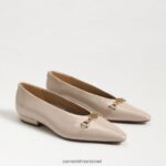 נשים הַנעָלָה Sam Edelman ג'ניקה מחודדת בוהן שטוחה פטנט צ'אי לאטה 4XL22X791