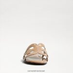 נשים הַנעָלָה Sam Edelman סנדל מגלשת מפרץ פטנט שקדים 4XL22X378 - Image 3