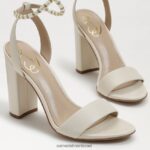 נשים הַנעָלָה Sam Edelman סנדל עקב בלוק yanelli עור שנהב מודרני 4XL22X857 - Image 7