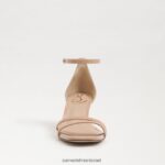 נשים הַנעָלָה Sam Edelman סנדל עקב פיוני חתלתול פטנט סומק בז' 4XL22X502 - Image 3